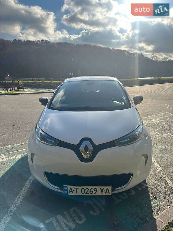 Хетчбек Renault Zoe 2018 в Івано-Франківську