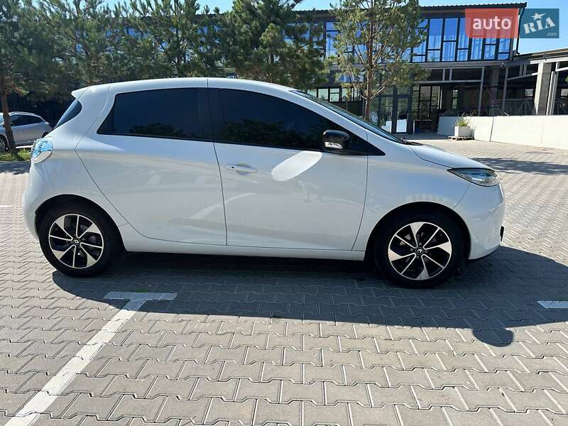 Хэтчбек Renault Zoe 2018 в Киеве