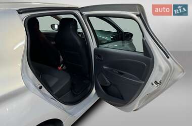 Хэтчбек Renault Zoe 2017 в 