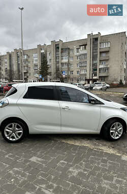 Хэтчбек Renault Zoe 2015 в 