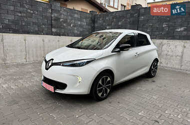 Хэтчбек Renault Zoe 2019 в 