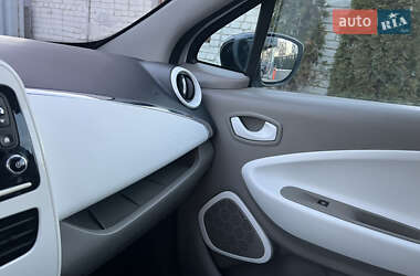 Хэтчбек Renault Zoe 2015 в Львове