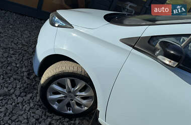 Хетчбек Renault Zoe 2013 в Стрию