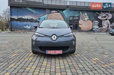 Хэтчбек Renault Zoe 2019 в 