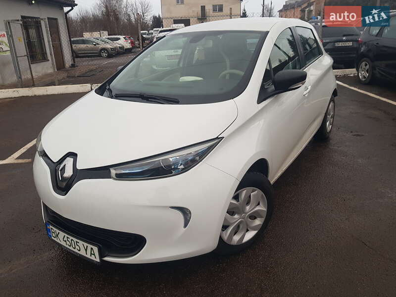 Хетчбек Renault Zoe 2019 в 