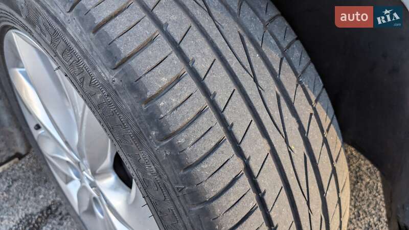 Хэтчбек Renault Zoe 2015 в Кривом Роге фото 8 Хэтчбек Renault Zoe 2015 в Кривом Роге