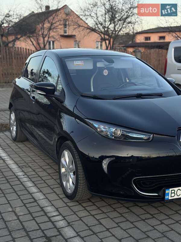 Хэтчбек Renault Zoe 2015 в Львове