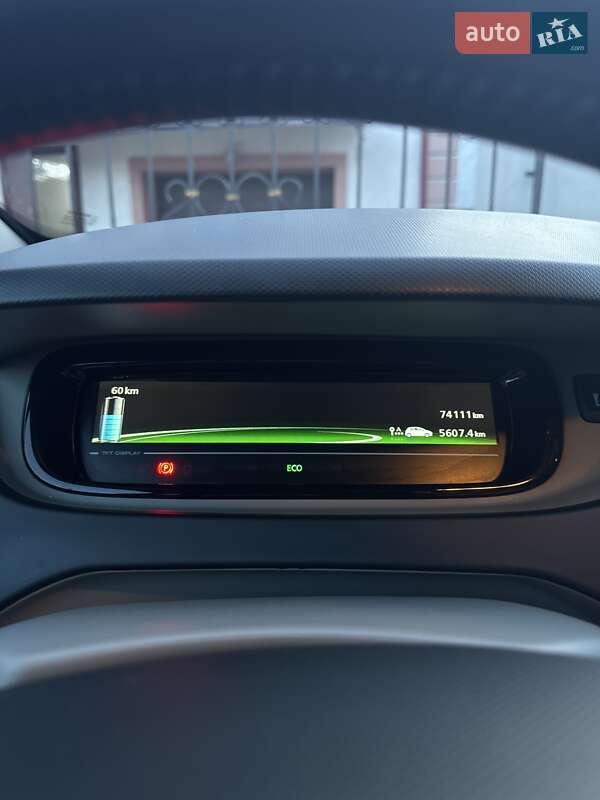 Хэтчбек Renault Zoe 2015 в Львове