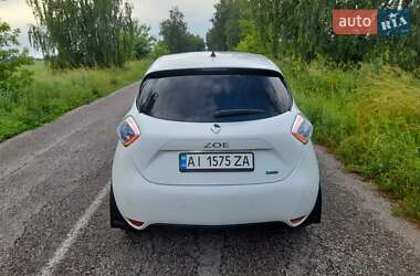 Хэтчбек Renault Zoe 2017 в 