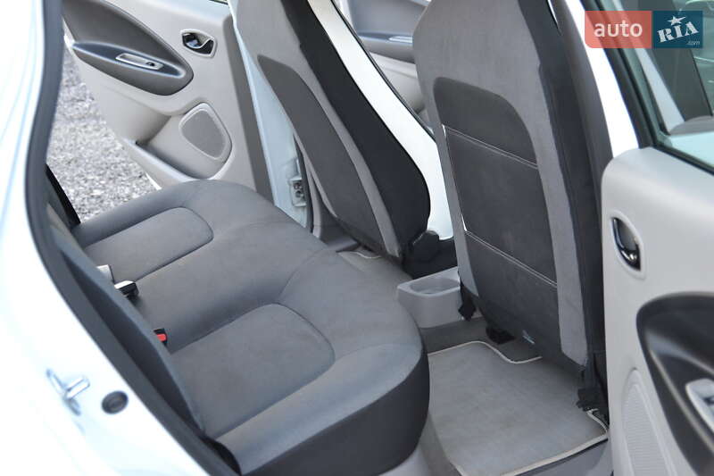Хетчбек Renault Zoe 2016 в Луцьку