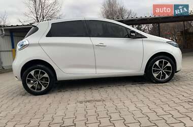 Хэтчбек Renault Zoe 2017 в 