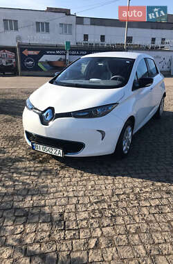 Хэтчбек Renault Zoe 2014 в 