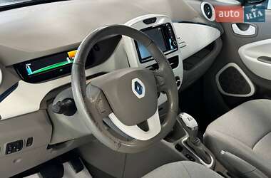 Хэтчбек Renault Zoe 2013 в 