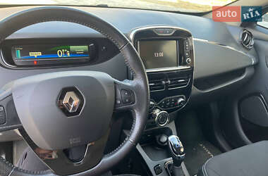 Хэтчбек Renault Zoe 2017 в 