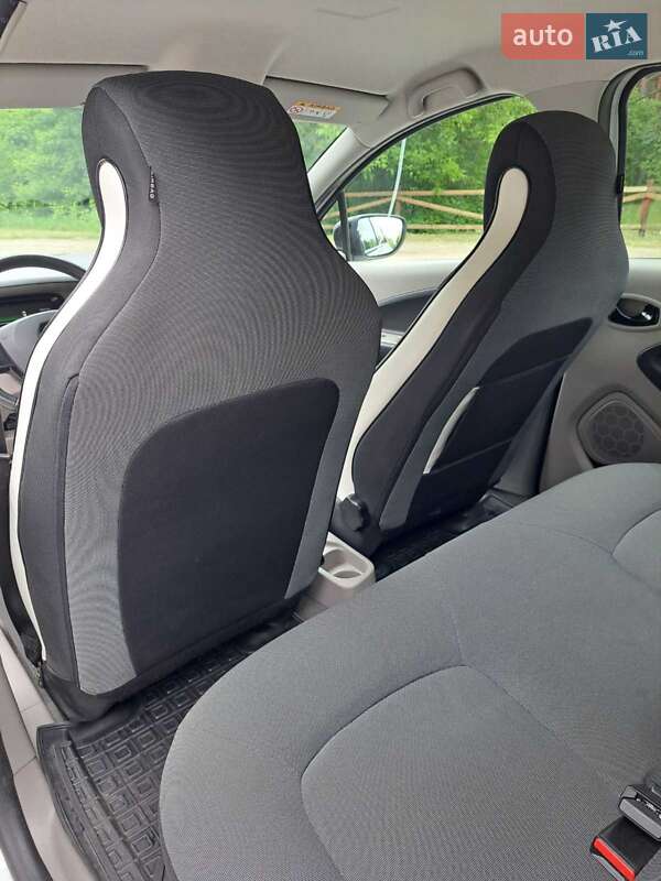 Хэтчбек Renault Zoe 2016 в Кременчуге
