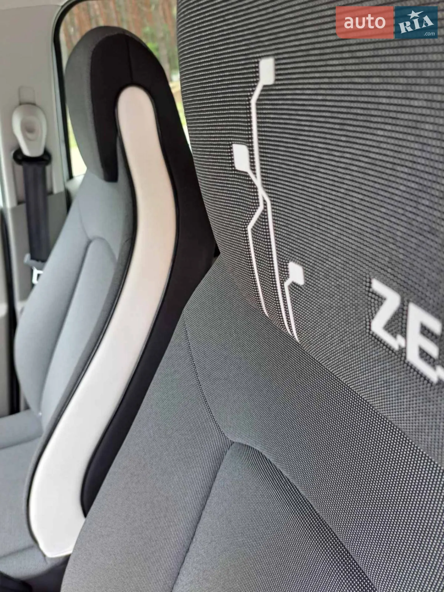 2016 Renault ZOE - мініатюра 8