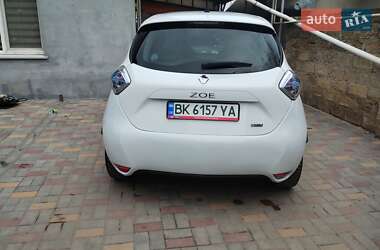 Хетчбек Renault Zoe 2018 в 