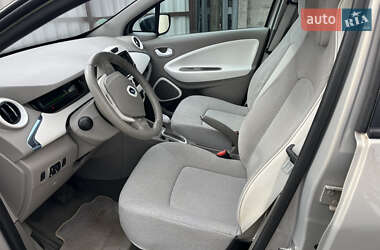 Хэтчбек Renault Zoe 2013 в 