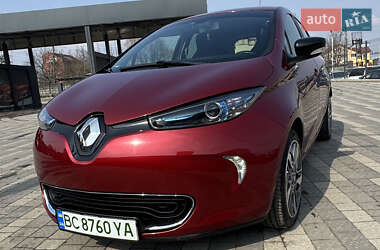Хэтчбек Renault Zoe 2017 в 
