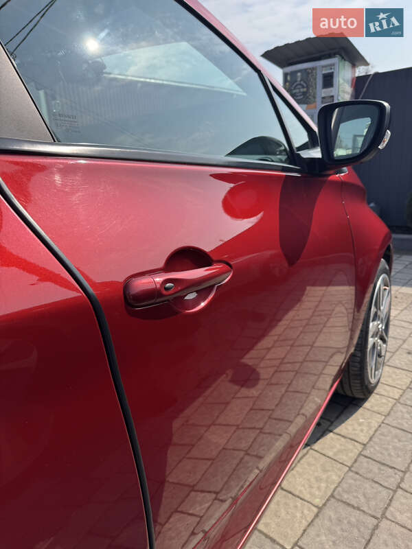 Хэтчбек Renault Zoe 2017 в Львове фото 11 Хэтчбек Renault Zoe 2017 в Львове