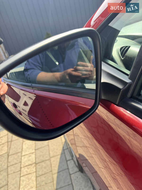 Хэтчбек Renault Zoe 2017 в Львове фото 46 Хэтчбек Renault Zoe 2017 в Львове