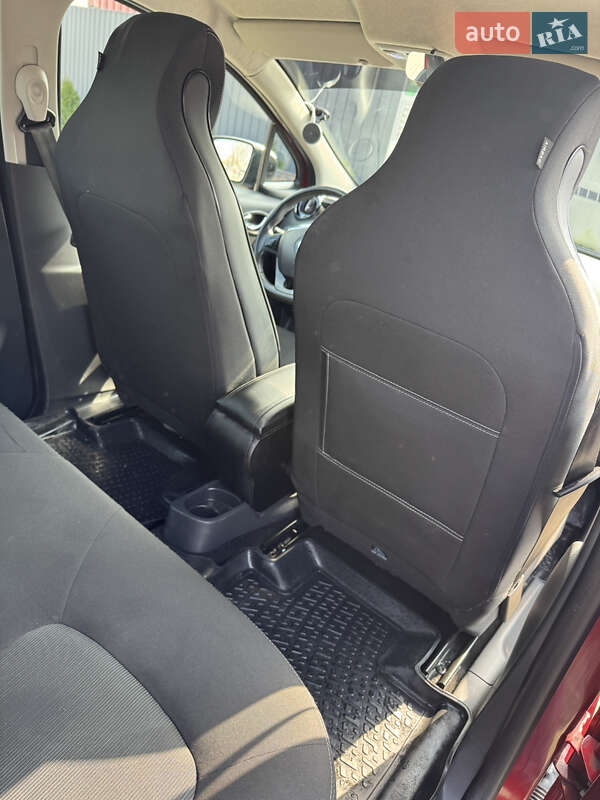 Хэтчбек Renault Zoe 2017 в Львове фото 81 Хэтчбек Renault Zoe 2017 в Львове