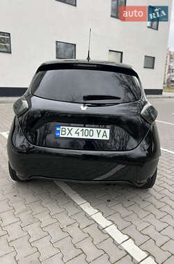 Хэтчбек Renault Zoe 2018 в 
