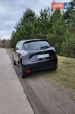 Хэтчбек Renault Zoe 2019 в 