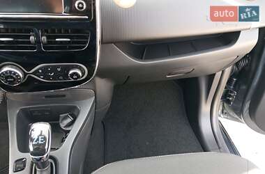 Хэтчбек Renault Zoe 2018 в 
