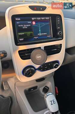 Хэтчбек Renault Zoe 2018 в 