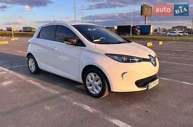 Хэтчбек Renault Zoe 2018 в 