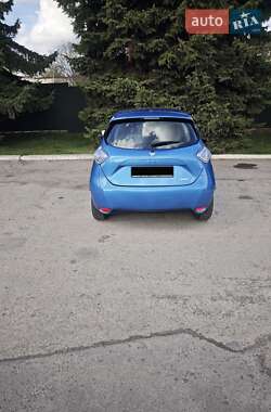 Хэтчбек Renault Zoe 2019 в 