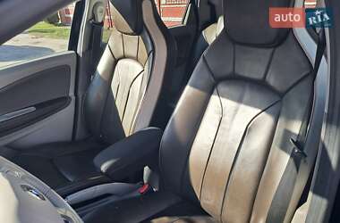 Хэтчбек Renault Zoe 2018 в 