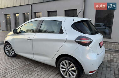 Хэтчбек Renault Zoe 2021 в 