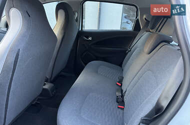 Хэтчбек Renault Zoe 2021 в 