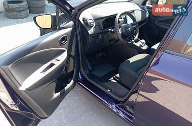 Хэтчбек Renault Zoe 2021 в 