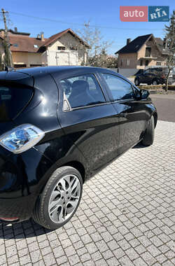 Хэтчбек Renault Zoe 2014 в 