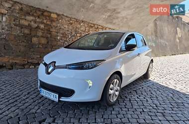 Хэтчбек Renault Zoe 2015 в 