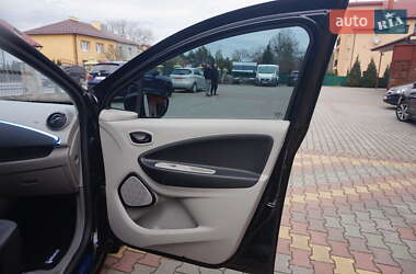 Хетчбек Renault Zoe 2013 в 