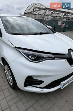 Хэтчбек Renault Zoe 2020 в 