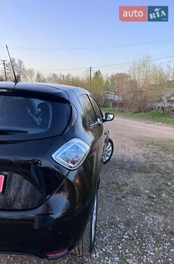 Хэтчбек Renault Zoe 2015 в 