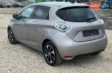 Хэтчбек Renault Zoe 2015 в 