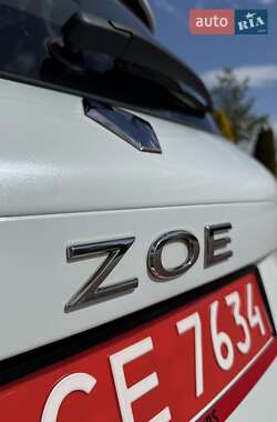 Хэтчбек Renault Zoe 2020 в 