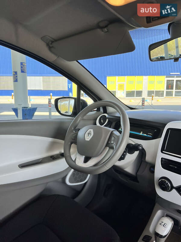 Хетчбек Renault Zoe 2016 в Запоріжжі