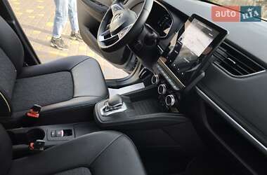 Хэтчбек Renault Zoe 2023 в 