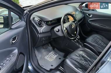 Хэтчбек Renault Zoe 2017 в 