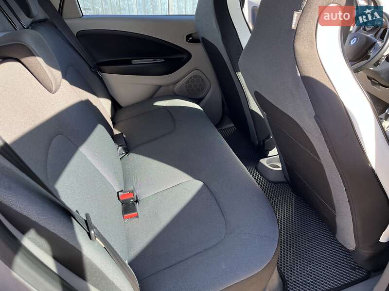 Хэтчбек Renault Zoe 2016 в Днепре