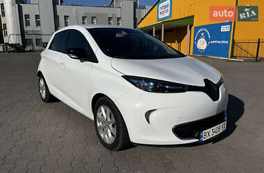 Хэтчбек Renault Zoe 2016 в 