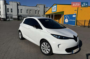Хэтчбек Renault Zoe 2016 в 