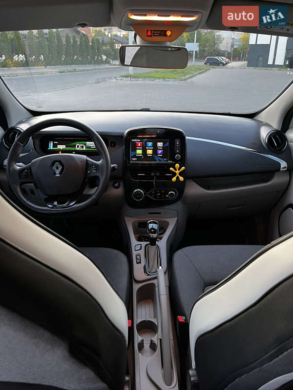 Хэтчбек Renault Zoe 2016 в Хмельницком